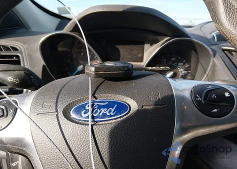 2016 Ford Escape Se z USA, uszkodzony, nr VIN 1FMCU9GX0GUA85445